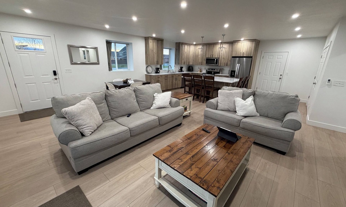 Erda Apartment | Clean New 2 Bedroom, 2-Bath detached apartment