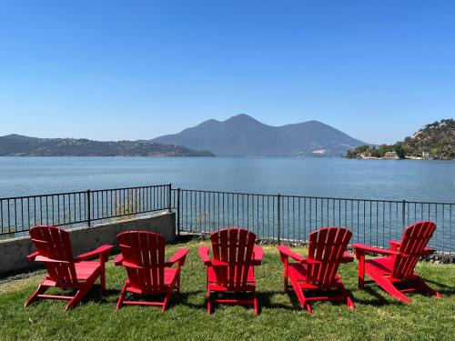 Clearlake Park Hotel | Clear Lake Cottages & Marina