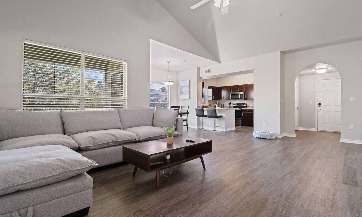 Riverpark West Apartment | Clear Lake Stay w/Pool View: Family Friendly