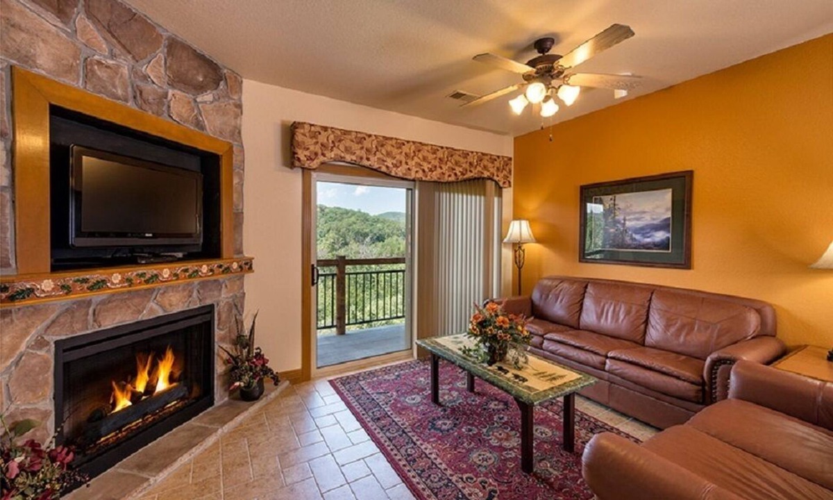 Branson Resort | Clear Rivers and Rolling Hills Await You in the Beautiful Ozarks