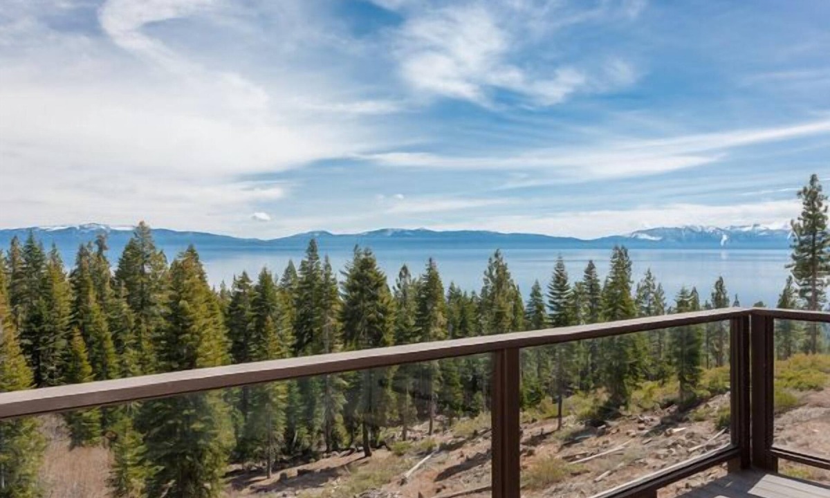 Talmont House | Clearview 2 - Amazing Tahoe Views, Dog Friendly, Pool Table, Near Golf