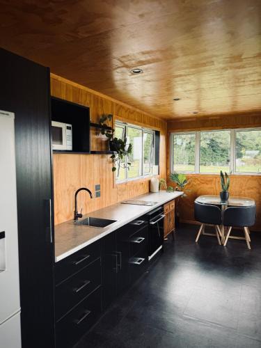 Lepperton Apartment | Clearview Heights