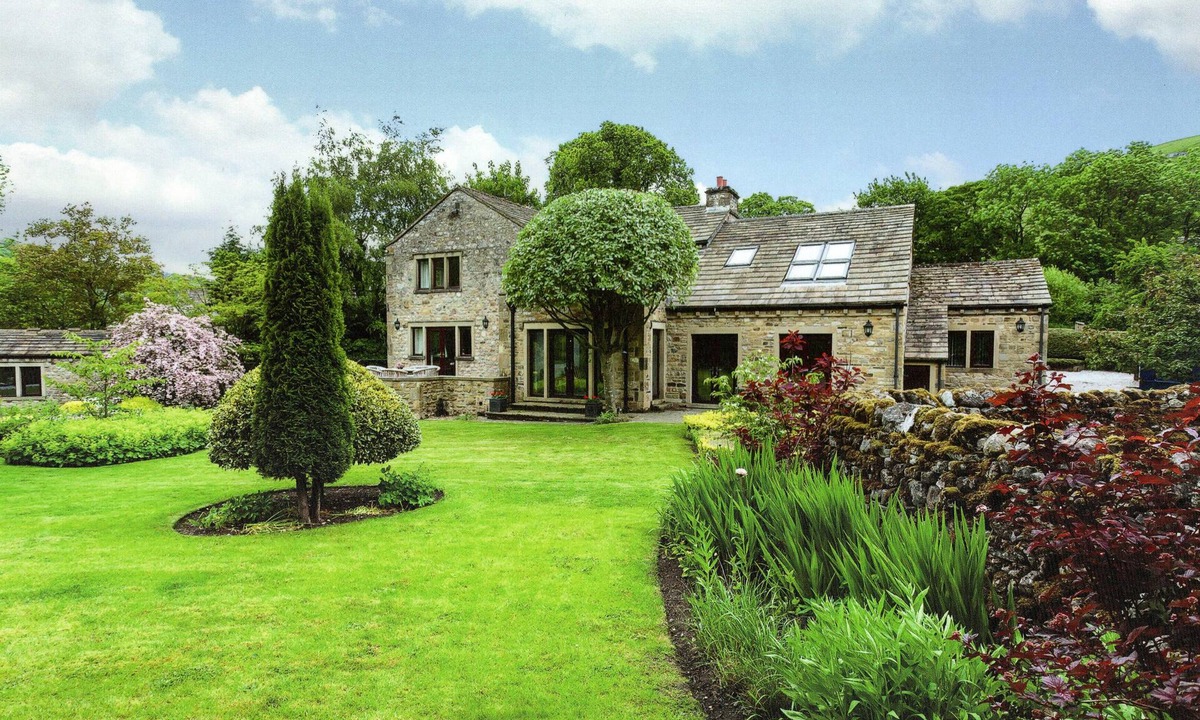 Starbotton Bed & Breakfast | Cleveliot House