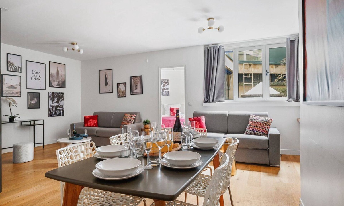 8th Arrondissement Apartment | ClickYourFlat 256 - Cosy Apt - Arc de Triomphe