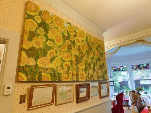 Beach Hill - Beach Flats Hotel | Cliff Crest Inn