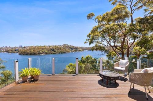 Seaforth House | Cliff house and Grand harbour views