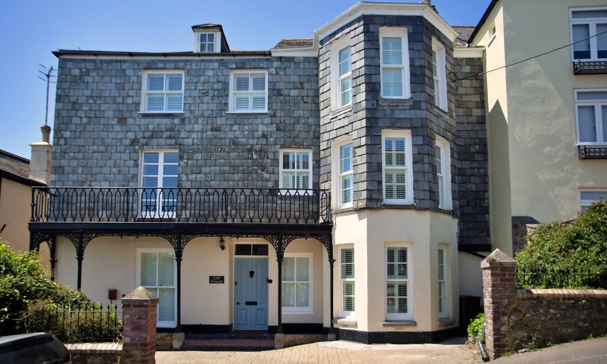Kingsand House | Cliff House, Kingsand