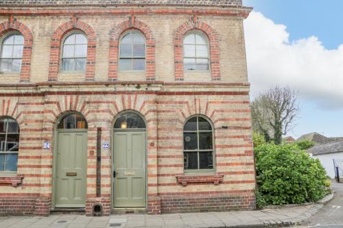 Lewes House | Cliffe Cottage