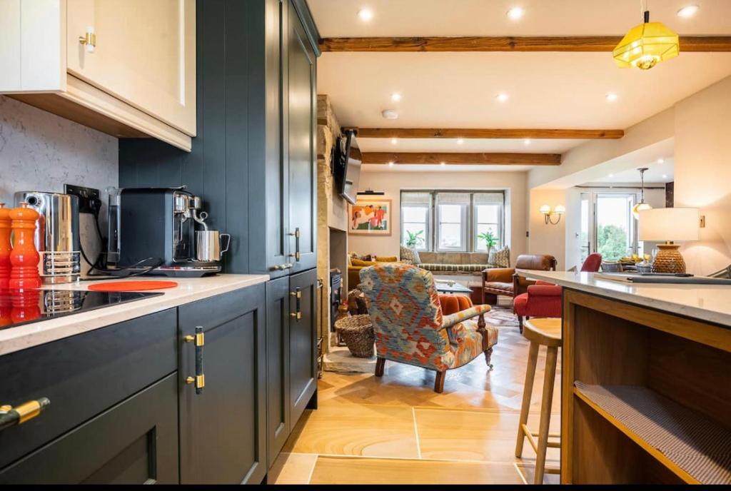 Skelmanthorpe House | Cliffe Hill Cottage