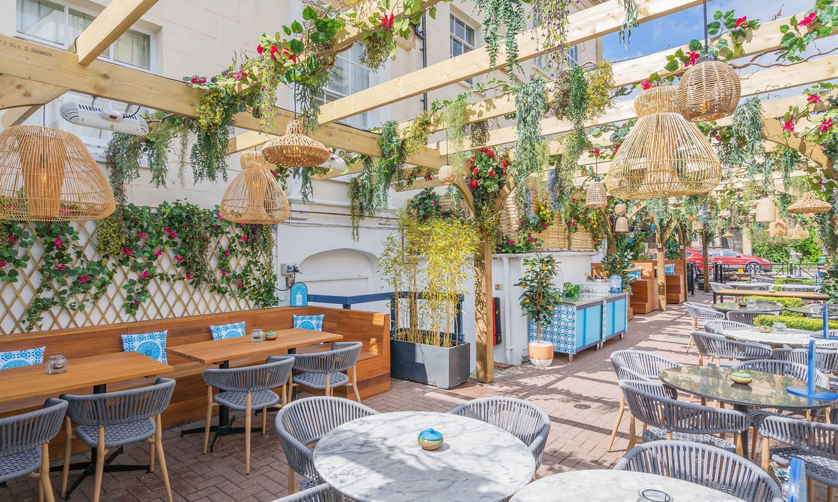 Clifton Hotel | Clifton Hotel