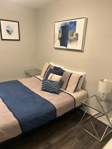Niagara Falls House | CLIFTON WALK C2