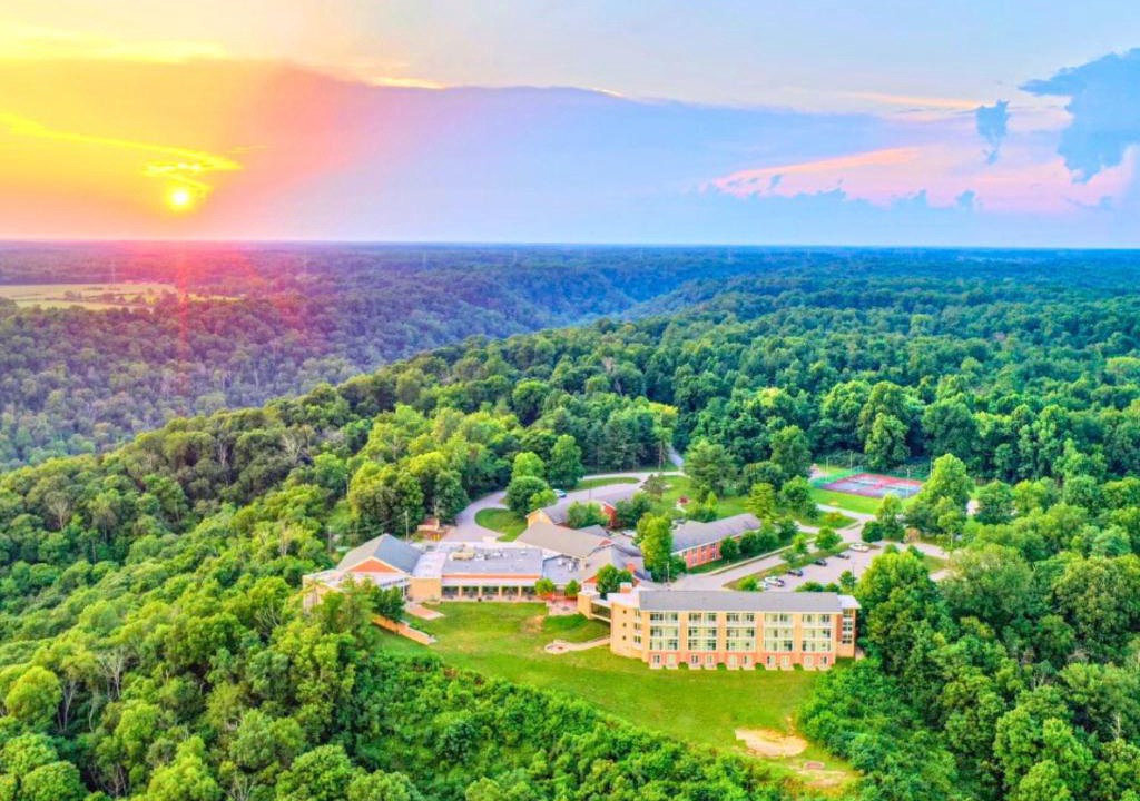 Madison Hotel | Clifty Inn