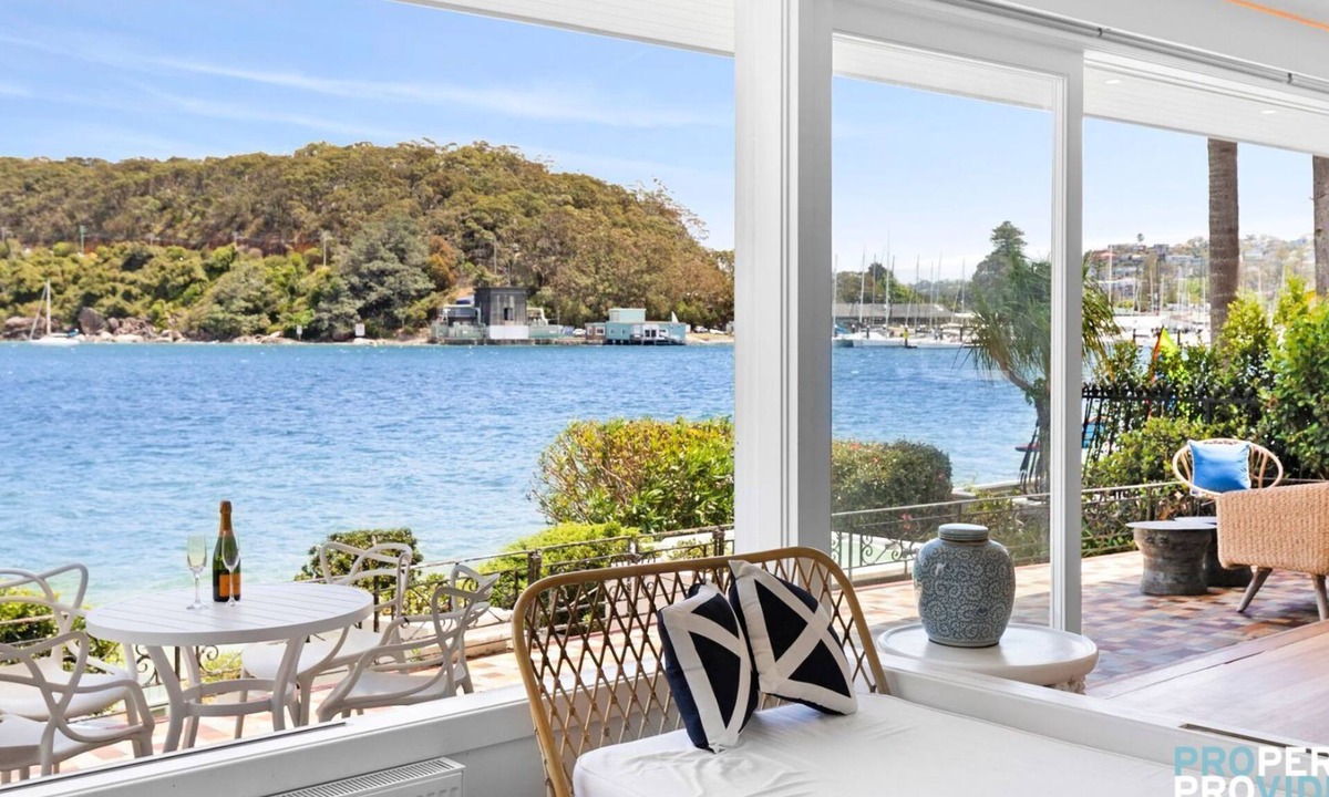 Clontarf House | Clontarf Beachfront Cottage