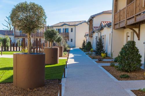 Casteljaloux House | Clos Castel Villas