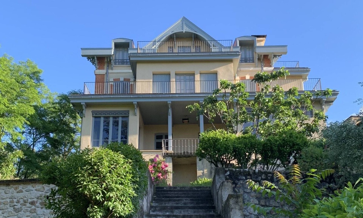 Larnage House | Clos de la Garelle