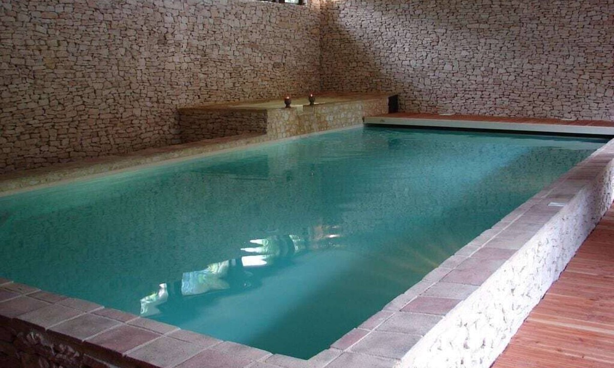 Vallon-Pont-d'Arc House | Clos saint joseph the courtyard for 11 people