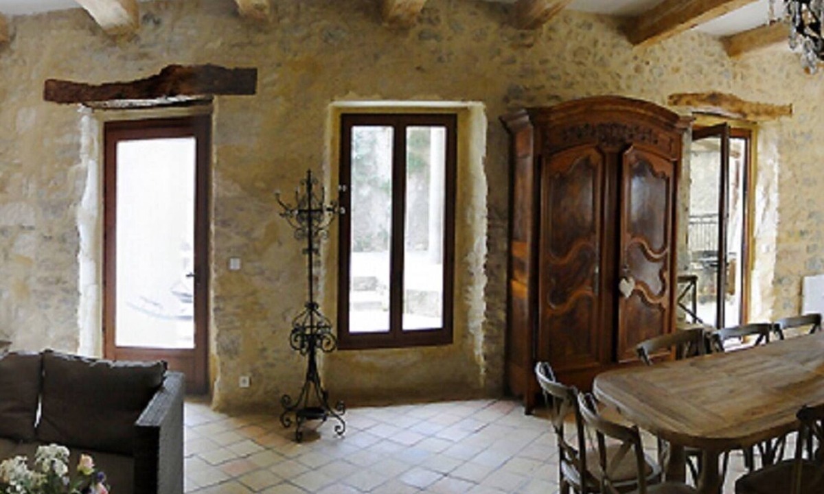 Vallon-Pont-d'Arc House | Clos saint joseph the courtyard for 10 people