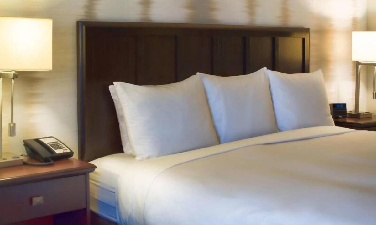 Fort Worth Hotel | Close to Attractions! On-Site Restaurant, Indoor Pool, Hot Tub, Free Parking