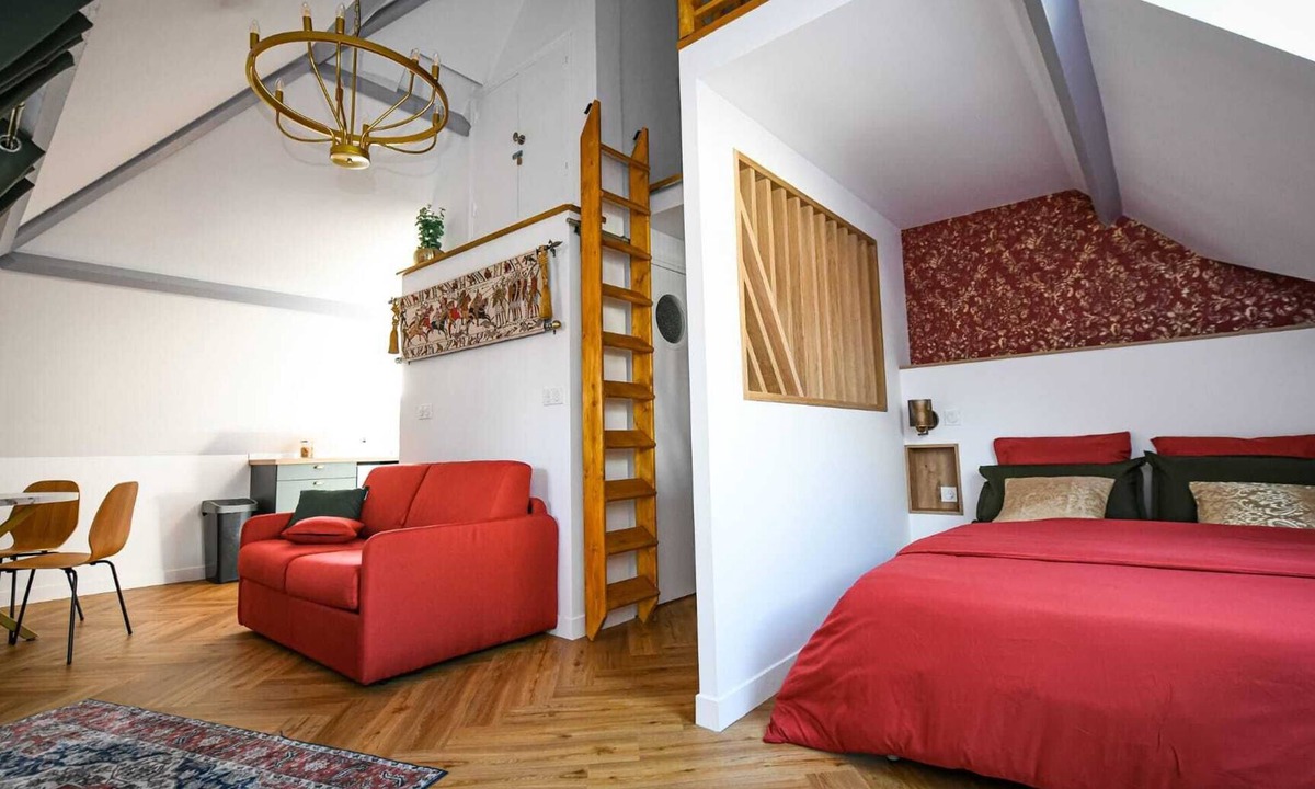 Dives-sur-Mer Apartment | Close to beach and amenities