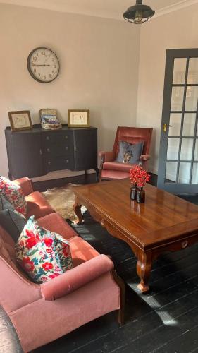 Kirkmichael Apartment | Close to beaches and golf courses