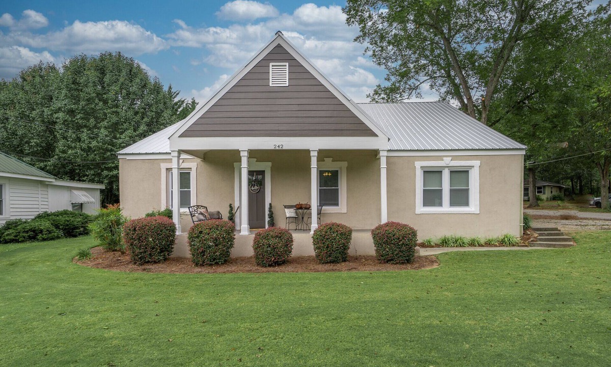 Monroe Apartment | Close to Beautiful Downtown Monroe, Georgia