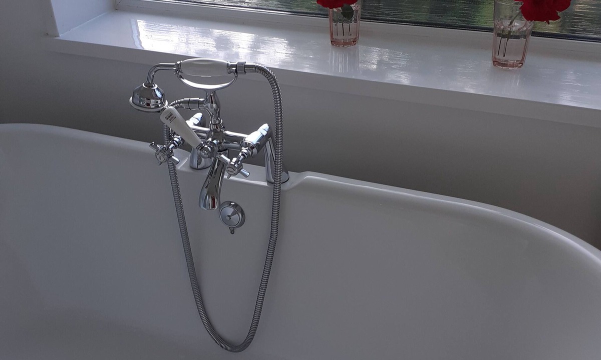 Galmpton House | Close to Broadsands beach