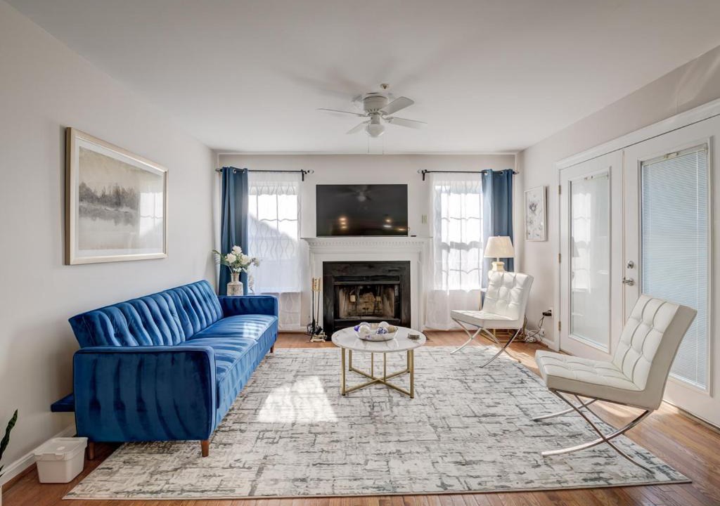 Hillcrest Heights Villa | Close to DC Excellent location.