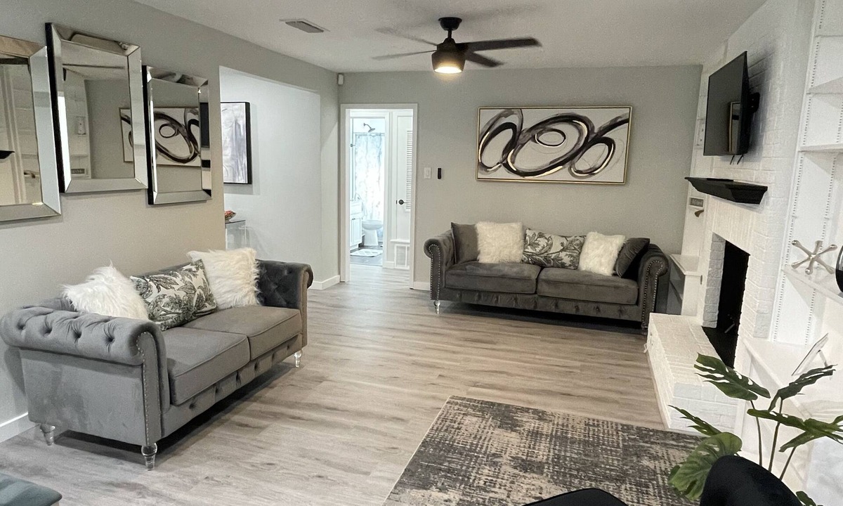 Parker Lane House | Close to Downtown Town Austin TX