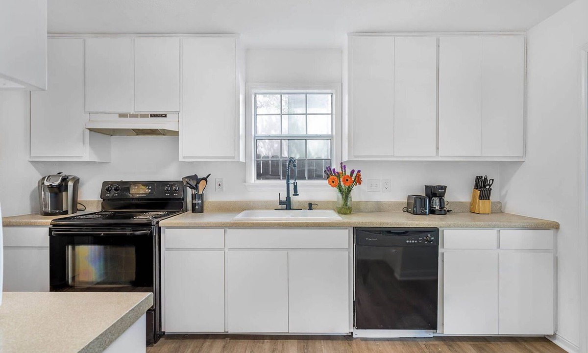 Westfield House | Close to downtown & UT | Stone's Throw by Portoro