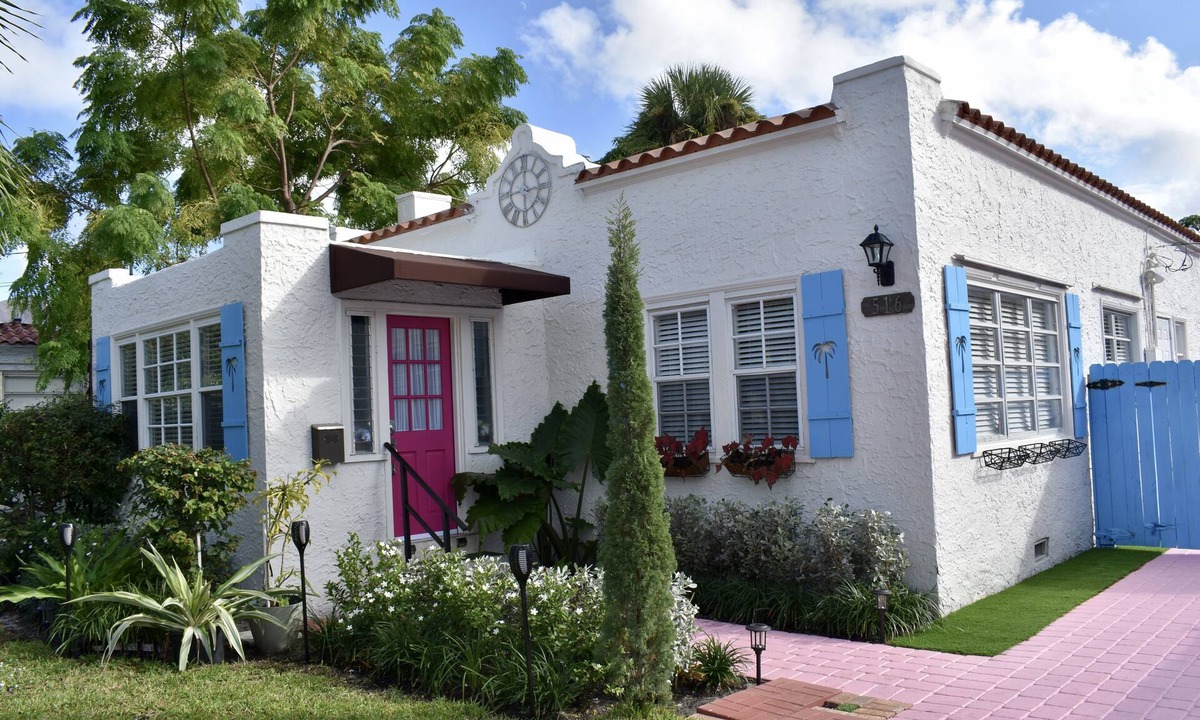 Poiciana Park II House | Close to everything in ❤️ WPB, pets an boats welcome