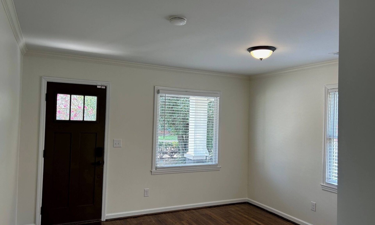 Hadley - Washington House | Close to Everything!