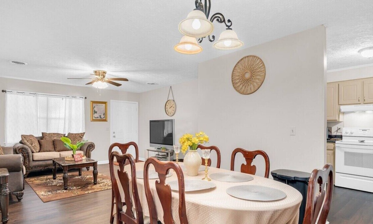 Starkville House | Close to MSU | Family Environment | Comfortable