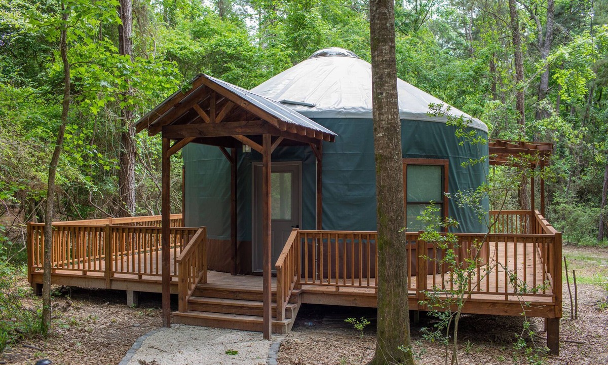 Livingston Cabin | Close to nature, but with all the modern amenities, Two Creeks Crossing Resort