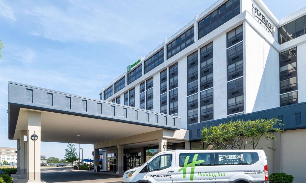 O'Hare Hotel | Close to O’Hare Airport + Free Breakfast & Shuttle
