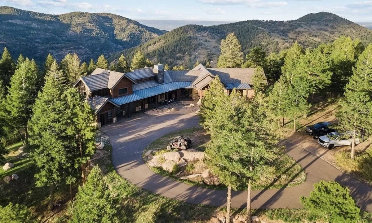 Indian Hills Cabin | Close to Red Rocks Amphitheater