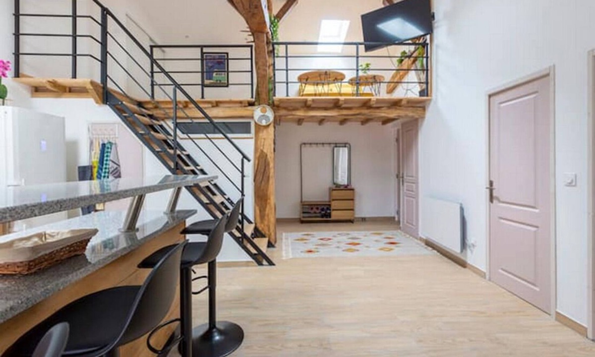 Casteljaloux Apartment | Close to town center, 11 minutes from Center Parc. Mezzanine and children's play area.