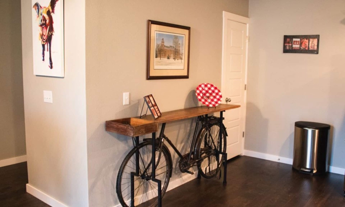 Fayetteville House | Close to U of A and Centennial Park