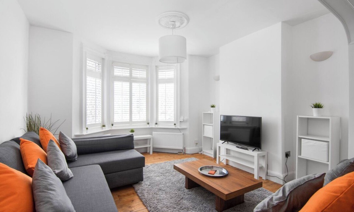 Broad Green House | Cloud9 Accommodation