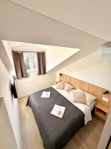 Mocici Apartment | Cloud9 Apartments & Rooms