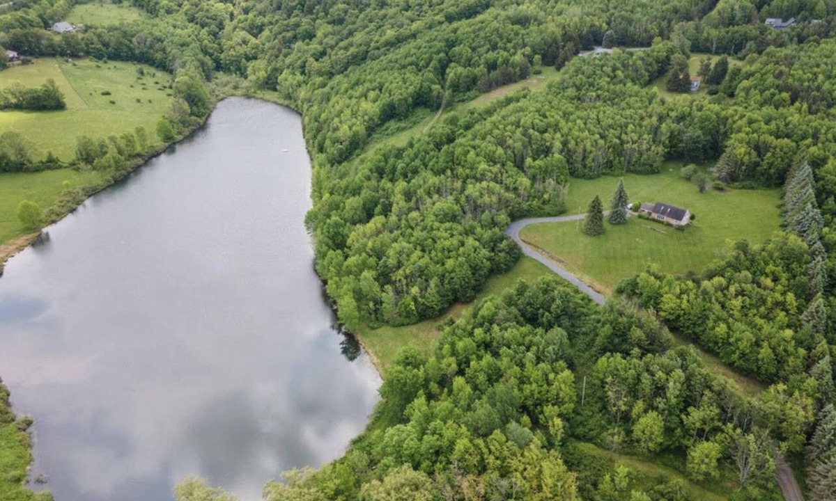 Summit Ski Chalet | Cloud9 Lake View Mountain House-Catskill Cabin