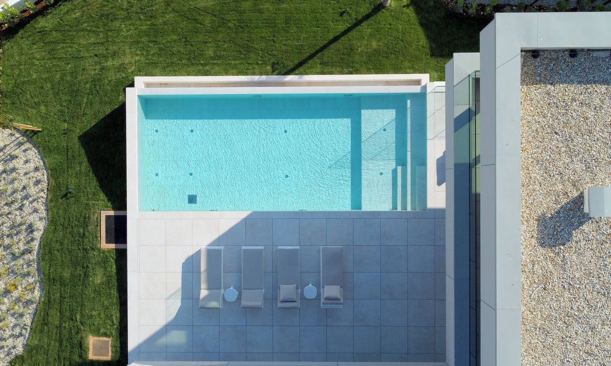 Ugljan Villa | Club Villa - Modern and Serviced 4 bedroom Villa on the Croatian coast