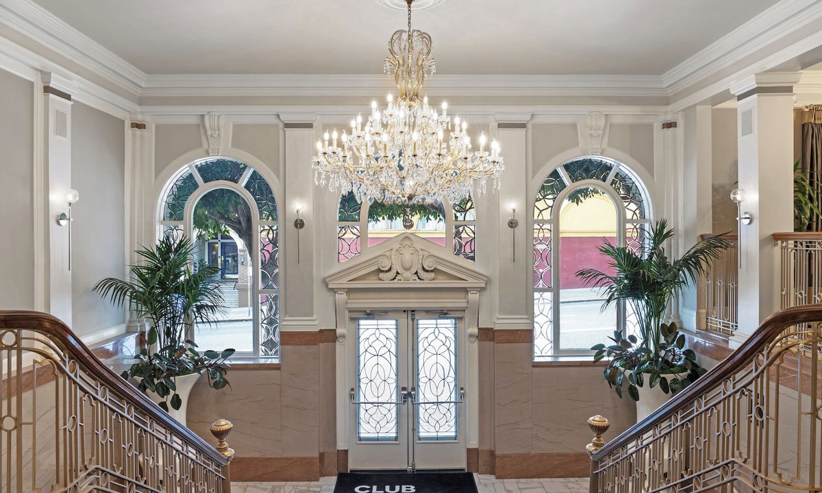 Lower Nob Hill Hotel | Club Wyndham Canterbury