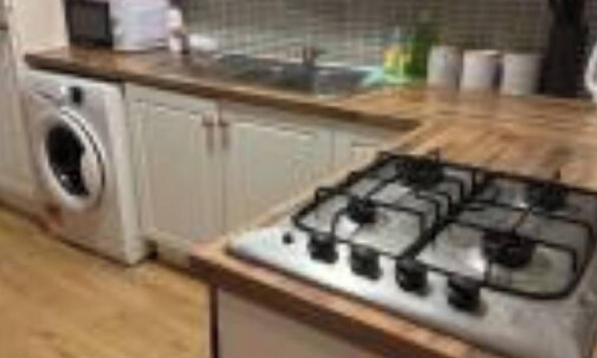 Dalmuir Apartment | Clydebank Cozy 3bdr flat near Glasgown