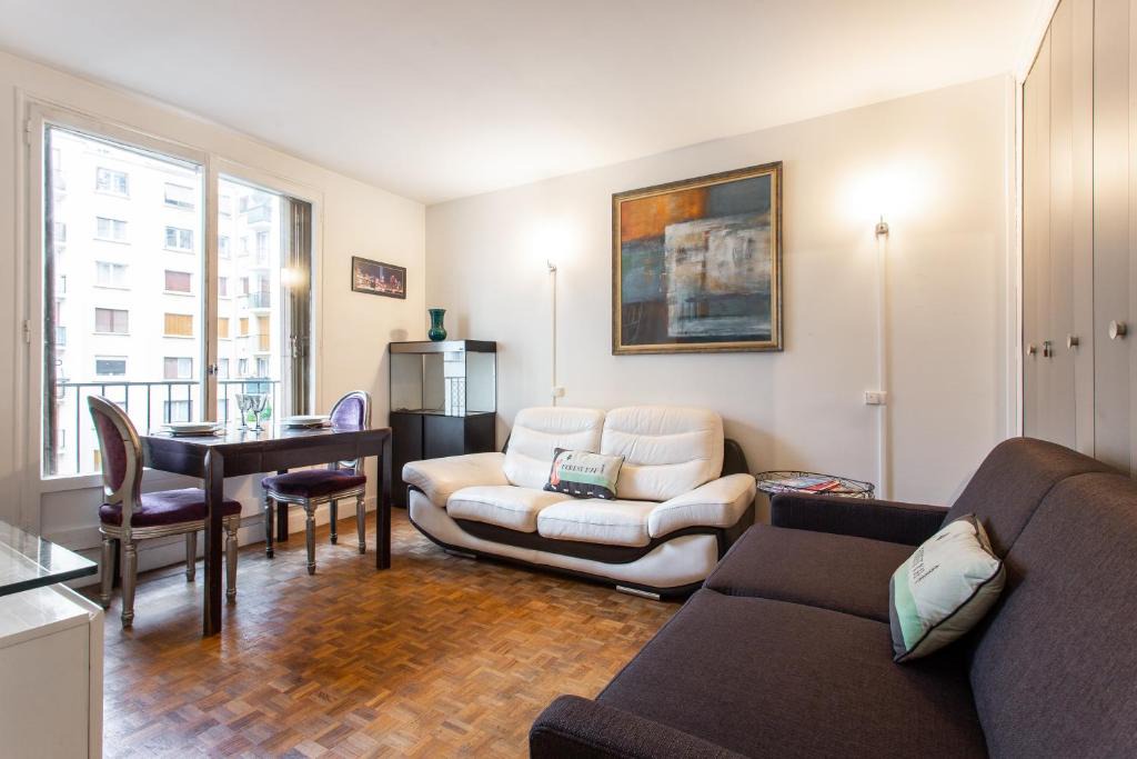 Saint-Lambert Apartment | CMG Porte de Versailles