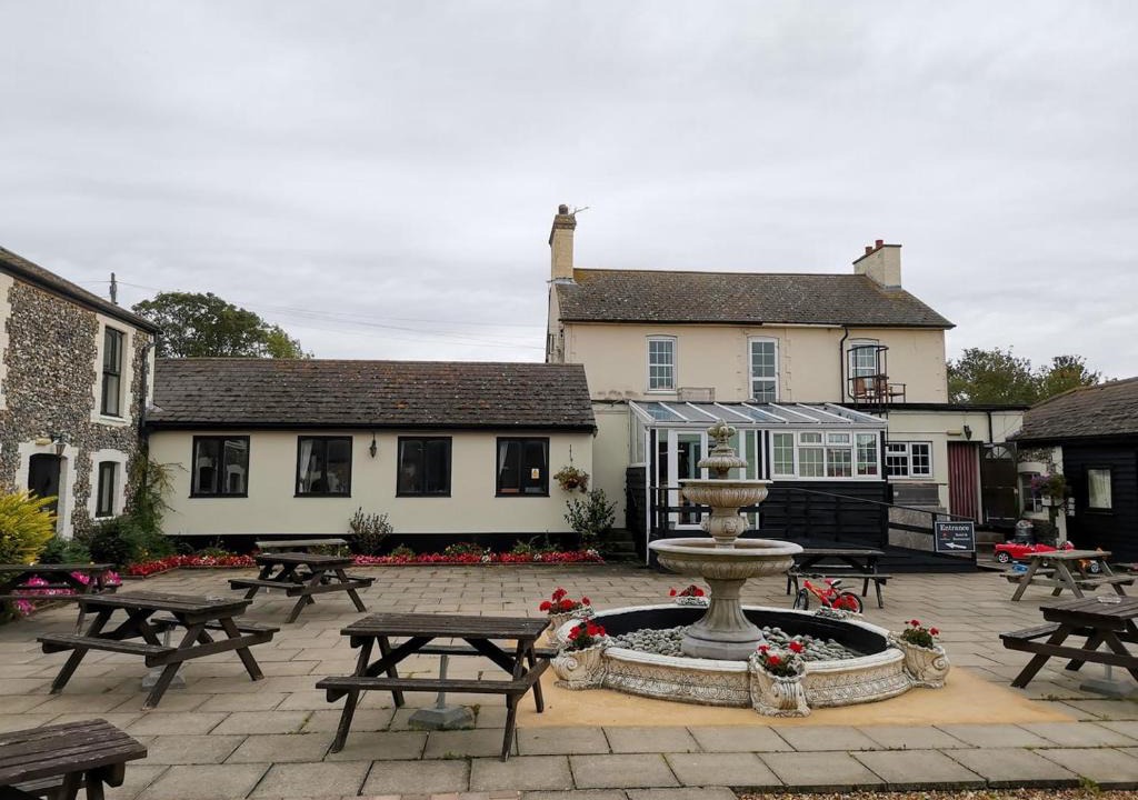 Royston Hotel | Coach house hotel