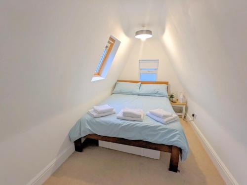 Brixton Hill Apartment | Coach House in Brixton