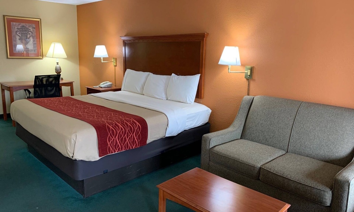 Wynne Hotel | Coachman's Inn Motel