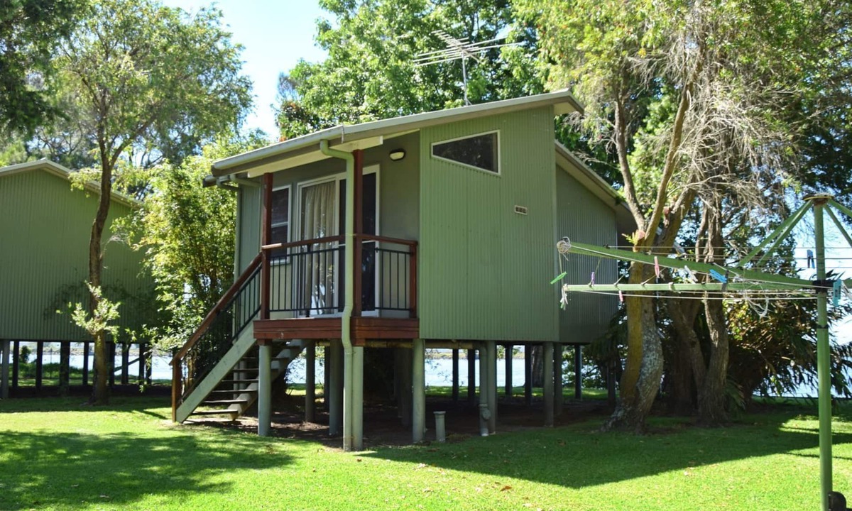 Rainbow Reach Cabin | Coast & Country Cabin 5