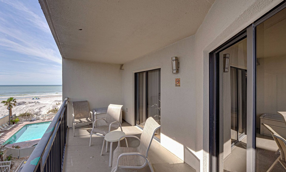 Belle Vista Condo | Coastal 2 Bedroom | Beach, Bay + Pool Views