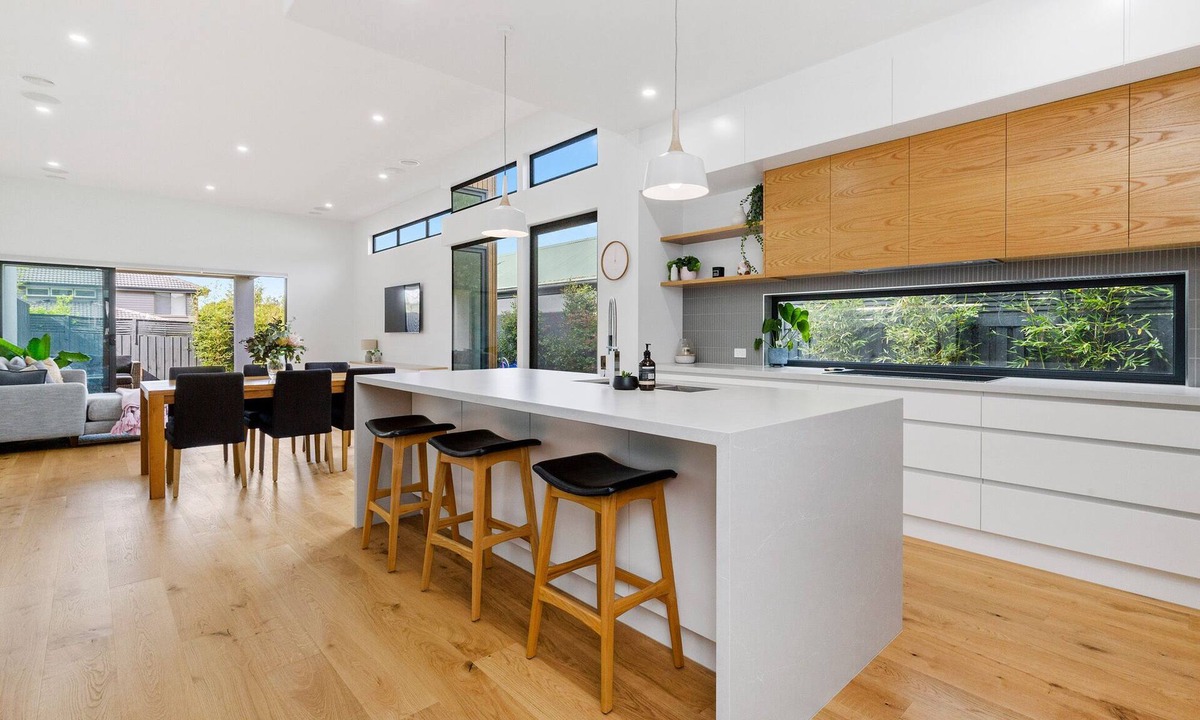 Mornington House | Coastal Architectural Elegance